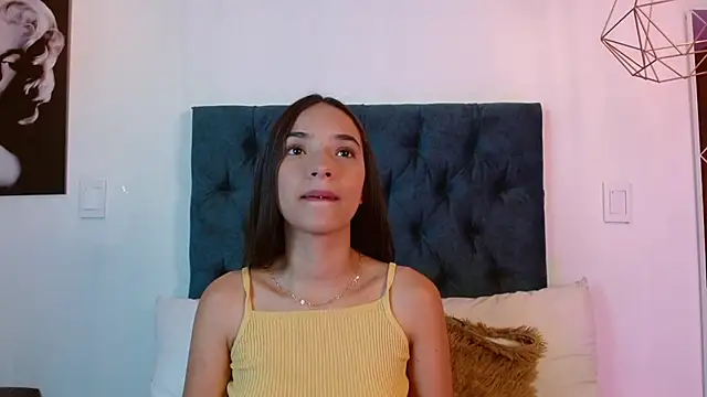 Snapshot of Lilith_Nocturne chatting on November 19, 6:41 pm Lilith Nocturne online show from November 19, 6:41 pm