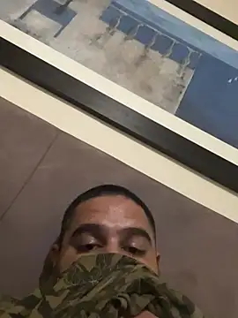 bigcummer902 online show from April 8, 11:59 pm