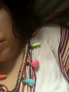 Snapshot of Roubi99six chatting on November 27, 5:53 am Roubi99six online show from November 27, 5:53 am