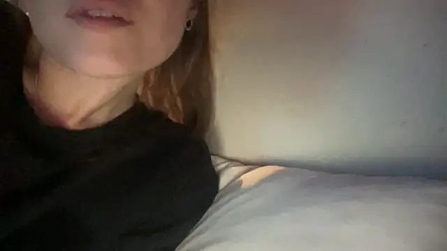 Snapshot of dddasani chatting on December 15, 6:39 am dddasani online show from December 15, 6:39 am