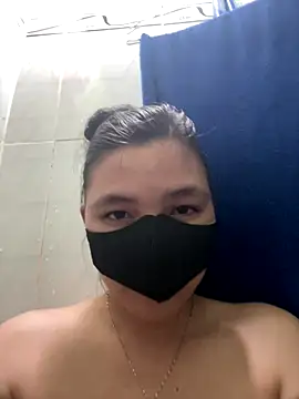 Snapshot of Nanaly99 chatting on November 19, 3:34 pm Nanaly99 online show from November 19, 3:34 pm