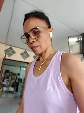 Mama Eva 1 online show from February 8, 1:20 am