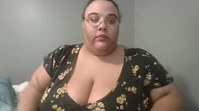 SexyBBW10790 online show from March 6, 1:07 pm