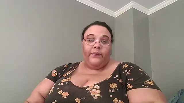 SexyBBW10790 online show from April 3, 2:04 pm