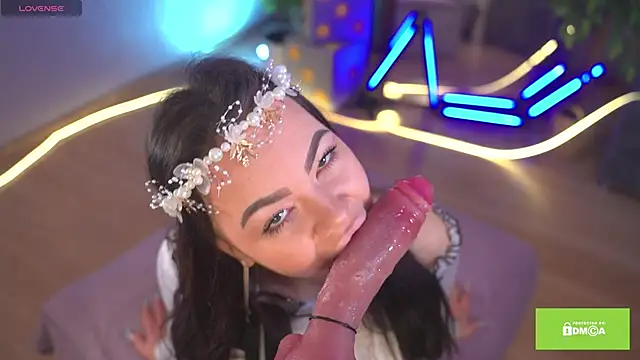 bllowwoww online show from November 21, 8:24 am