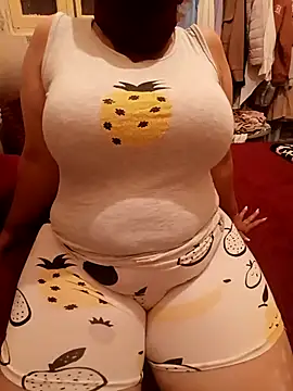 mayakhalyfaa online show from October 8, 10:51 pm