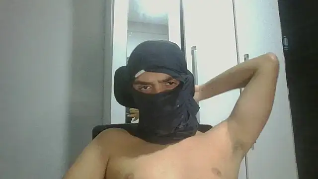 Novinhoo 0 online show from April 2, 11:02 pm