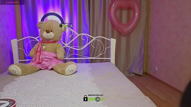 Snapshot of Berkova_L chatting on October 27, 7:51 pm Berkova L online show from October 27, 7:51 pm