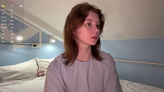 IrisPurrphy online show from September 14, 3:33 pm