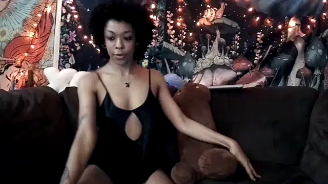 godisdepleasure online show from May 3, 5:41 pm