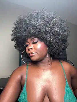 WomanNextdoor1 online show from June 18, 10:19 am