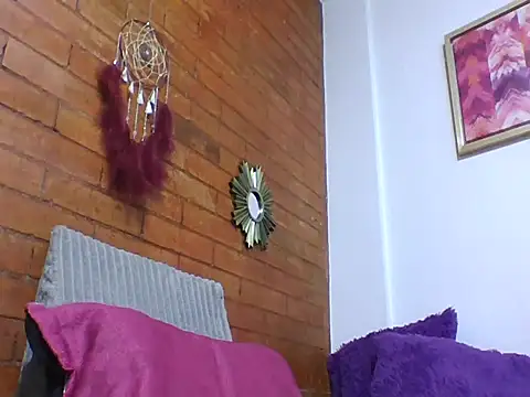 Snapshot of a_miss chatting on November 12, 10:20 pm a miss online show from November 12, 10:20 pm