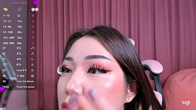 Snapshot of Momo_Ayase_ chatting on November 16, 2:44 pm Momo Ayase online show from November 16, 2:44 pm