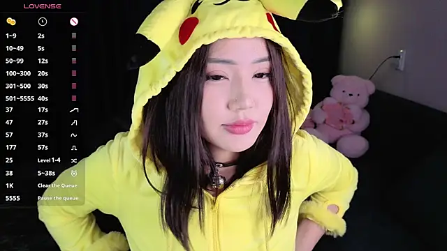 Snapshot of Momo_Ayase_ chatting on May 23, 3:27 pm Momo Ayase online show from May 23, 3:27 pm