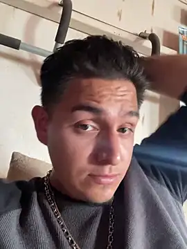 Snapshot of Shankortiz chatting on November 27, 8:55 pm Shankortiz online show from November 27, 8:55 pm