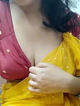 Hot-rima online show from August 1, 2:11 am