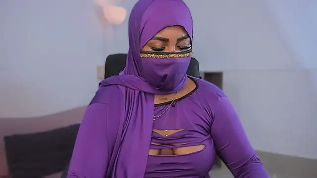 yasmin elite online show from November 24, 9:42 am