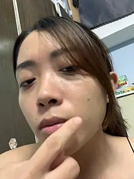 Snapshot of Minee1202 chatting on June 25, 8:41 am Minee1202 online show from June 25, 8:41 am