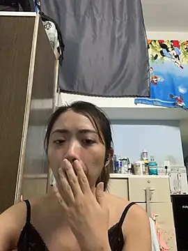 Snapshot of Minee1202 chatting on June 30, 1:06 am Minee1202 online show from June 30, 1:06 am