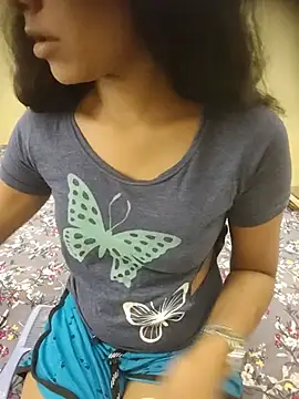 Snapshot of Snaya-baby chatting on June 5, 6:52 am Snaya-baby online show from June 5, 6:52 am