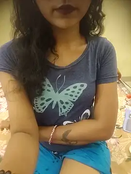 Snapshot of Snaya-baby chatting on June 18, 9:14 am Snaya-baby online show from June 18, 9:14 am