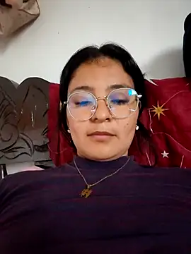 Lily-o online show from December 19, 3:08 pm