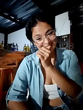 Lily-o online show from December 20, 3:13 am