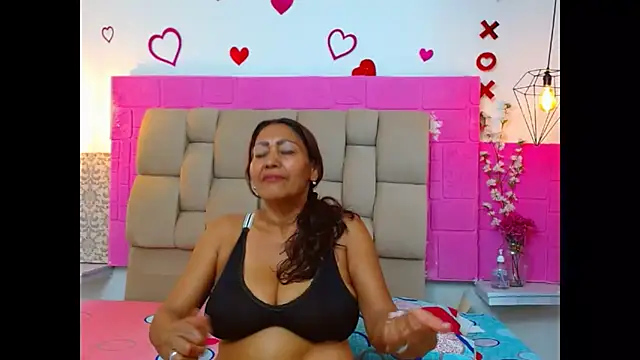 Snapshot of Damary_Leon chatting on September 10, 7:14 pm Damary Leon online show from September 10, 7:14 pm