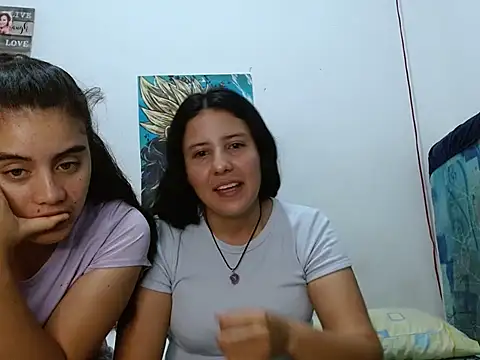 Snapshot of Arieeel_09 chatting on January 6, 5:05 pm Arieeel 09 online show from January 6, 5:05 pm