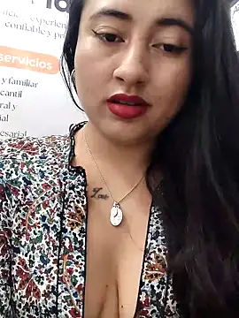 Snapshot of AMATISTA__16 chatting on May 11, 12:22 pm AMATISTA 16 online show from May 11, 12:22 pm