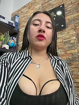 AMATISTA  16 online show from July 28, 5:01 pm