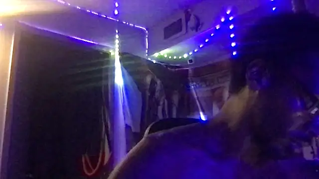 Snapshot of Triggerhappycj100 chatting on September 24, 8:06 am Triggerhappycj100 online show from September 24, 8:06 am