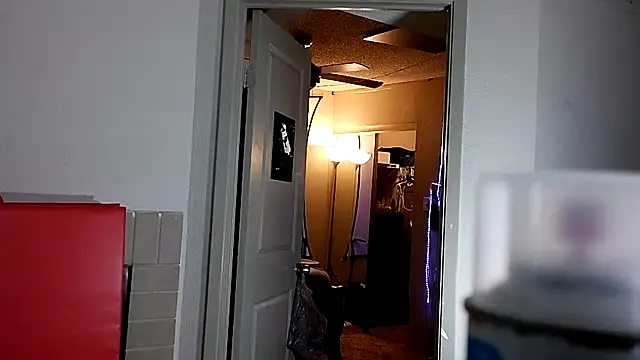 Triggerhappycj100 online show from February 18, 1:23 am