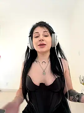 Privad ravenna online show from September 19, 8:20 pm