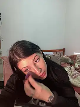 Snapshot of Privad_ravenna chatting on June 23, 6:06 pm Privad ravenna online show from June 23, 6:06 pm