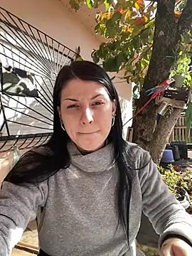 Snapshot of Privad_ravenna chatting on June 24, 3:22 pm Privad ravenna online show from June 24, 3:22 pm