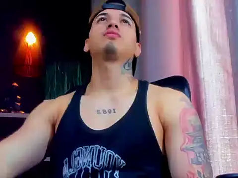 Snapshot of rocoo_santos chatting on May 27, 5:32 pm rocoo santos online show from May 27, 5:32 pm