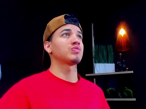 Snapshot of rocoo_santos chatting on July 14, 10:04 pm rocoo santos online show from July 14, 10:04 pm