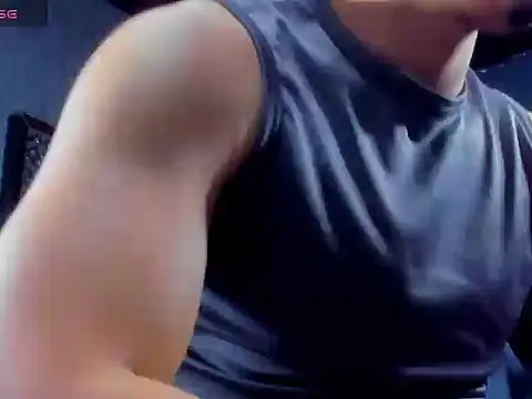 Snapshot of rocoo_santos chatting on July 16, 11:55 pm rocoo santos online show from July 16, 11:55 pm