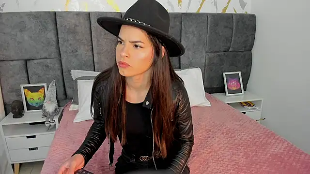 Astrid Velle online show from November 22, 3:38 am