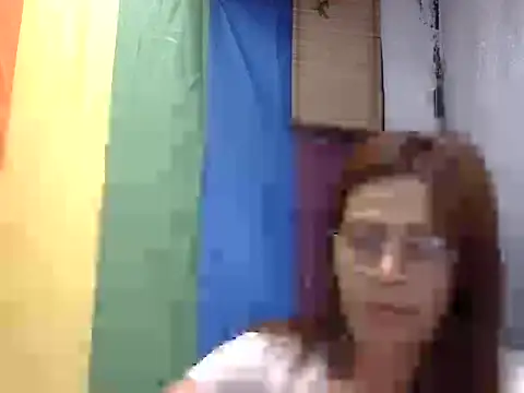 juicycum069 online show from May 10, 10:53 am