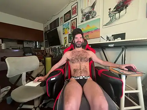 Pupscritch online show from May 7, 1:49 pm