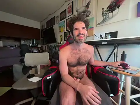 Pupscritch online show from May 12, 2:25 pm