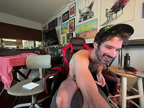 Pupscritch online show from May 13, 3:42 pm
