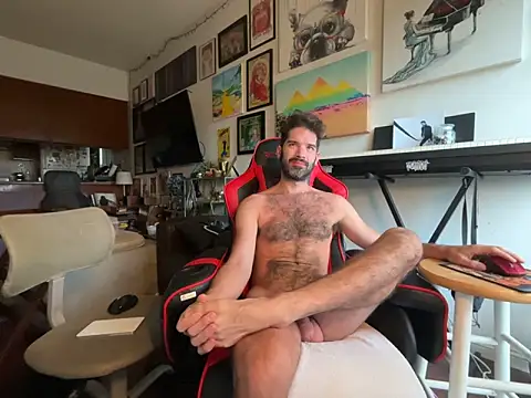 Pupscritch online show from June 1, 2:19 pm