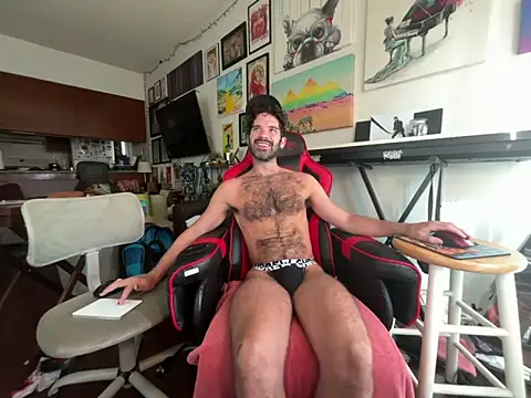 Pupscritch online show from June 17, 4:08 pm