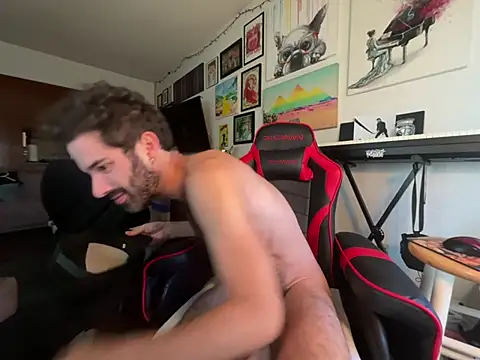 Pupscritch online show from July 22, 6:00 pm