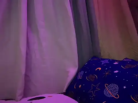 Urasian ladybug online show from May 20, 3:13 am