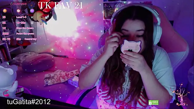 Pink girl0n online show from March 21, 10:57 pm