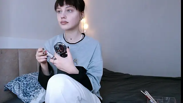 Snapshot of Pizda-Drozda chatting on December 16, 1:21 am Pizda-Drozda online show from December 16, 1:21 am